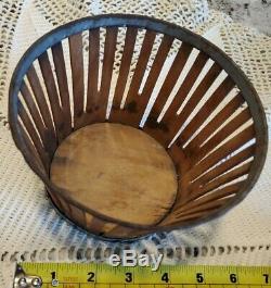 19th C Antique Shaker Berry Basket Wooden Staves from New England