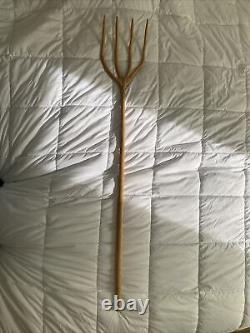 19th Century French-Style Wooden Hay Fork (Pitchfork) Created From Espalier