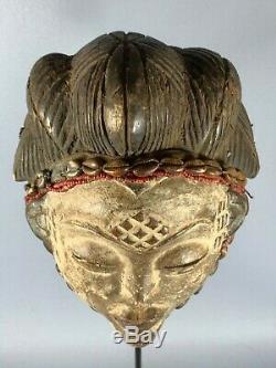 200217 Tribal used Old African female mask from the Punu with Cap Gabon