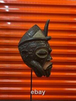 African Lulua Mask from Congo. Authentic