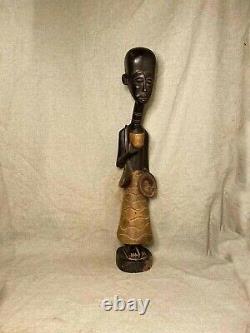 African art from the African Hakan tribe, Gif a special sculpture, 133