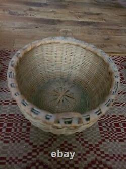 Antique AAFA Taconic Shaker Basket with side handles from Pleasant Hill Ky