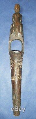 Antique wooden tobacco cutting tool with Ana Deo from Timor, no keris, kris