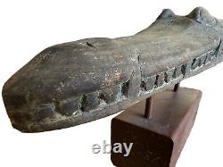 Crocodile Canoe Prow From Sepik River In Papua New Guinea Antique