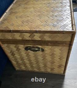 Exquisite Vintage Trunk/chest/coffee Table From Liberace Estate