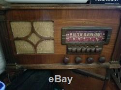 Firestone 4-A-21 Air Chief Original Wood Vintage Radio from days gone by. WORKS