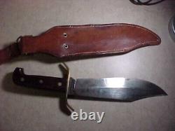 From estate-Very nice vintage Western W49 F hunting knife with sheath