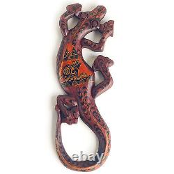 Gecko Hand Crafted Carved Wood Tribal Sculpture from Mexico 1970s