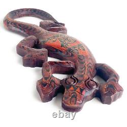 Gecko Hand Crafted Carved Wood Tribal Sculpture from Mexico 1970s