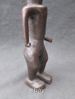 Genuine statue from the Pende, DR Congo
