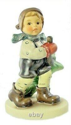 Hummel #2241 coming from the woods 4.25 mint