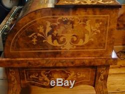 ITALIAN Vintage Inlaid Wood Rolltop Writing Desk & Chair from SORRENTO