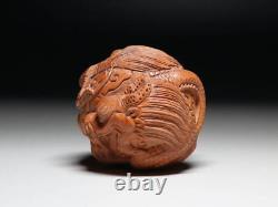 Netsuke Dragon Yellow Yang Wood Carving from Japanese antiques #211