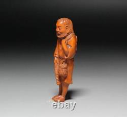 Netsuke Fisherman Yellow Yang Wood Carving from Japanese antiques #286