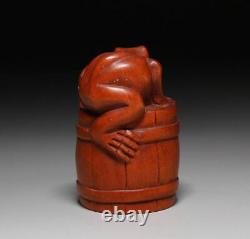 Netsuke Frog Yellow Yang Wood Carving from Japanese antiques #255