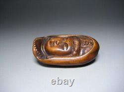 Netsuke Kannon Yellow Yang Wood Carving from Japanese antiques #201