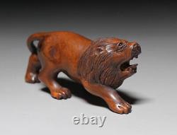 Netsuke Lion Yellow Yang Wood Carving from Japanese antiques #232