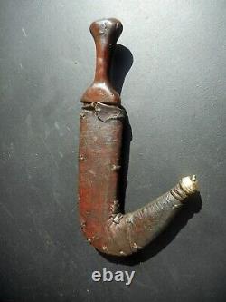 Old Jambiya Knife From Yemen, Middle Of The Xx° Century, Very Original Sheath
