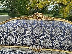 Old sofa with 4 chairs in blue damask from around 1900. Worldwide shipping