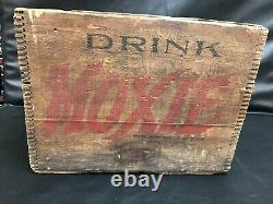 Rare Antique MOXIE Wood Box Crate for 12-26oz. Bottles from 1912 Dovetailed