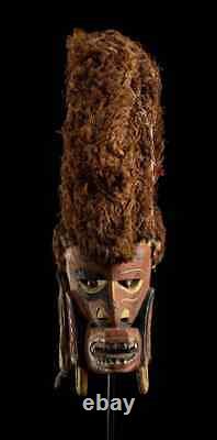 Rare Tatanua mask from New Ireland (Neu Mecklenburg). German period, 1920's