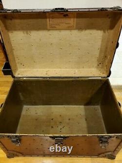 The Leatheroid MFG. Antique Steamer Trunk from 1881. Original condition #52126